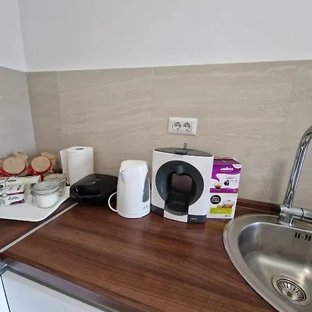 Your Second In Apartman *