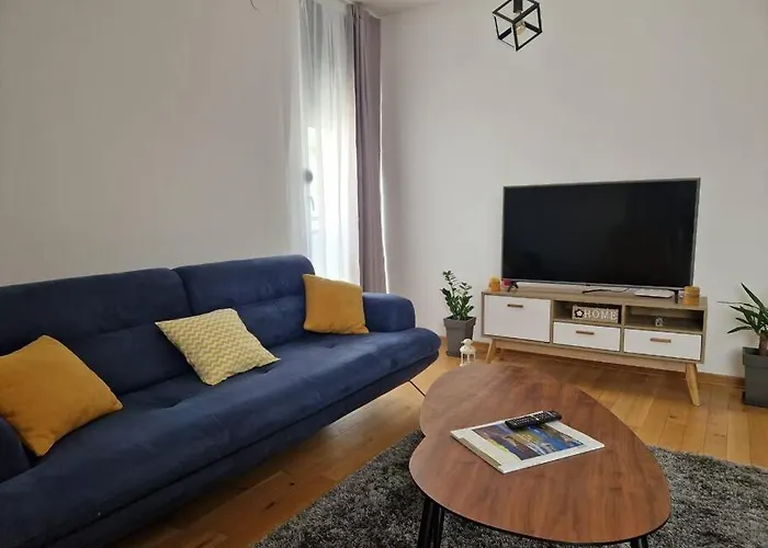 Your Second In Appartement *